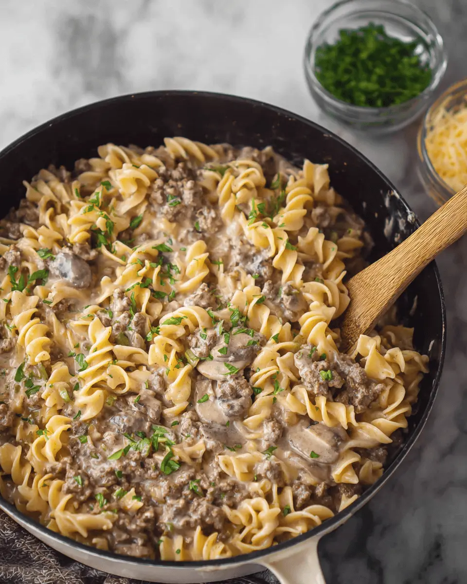 Best Hamburger Stroganoff Recipe: Indulgent Comfort in Minutes 6